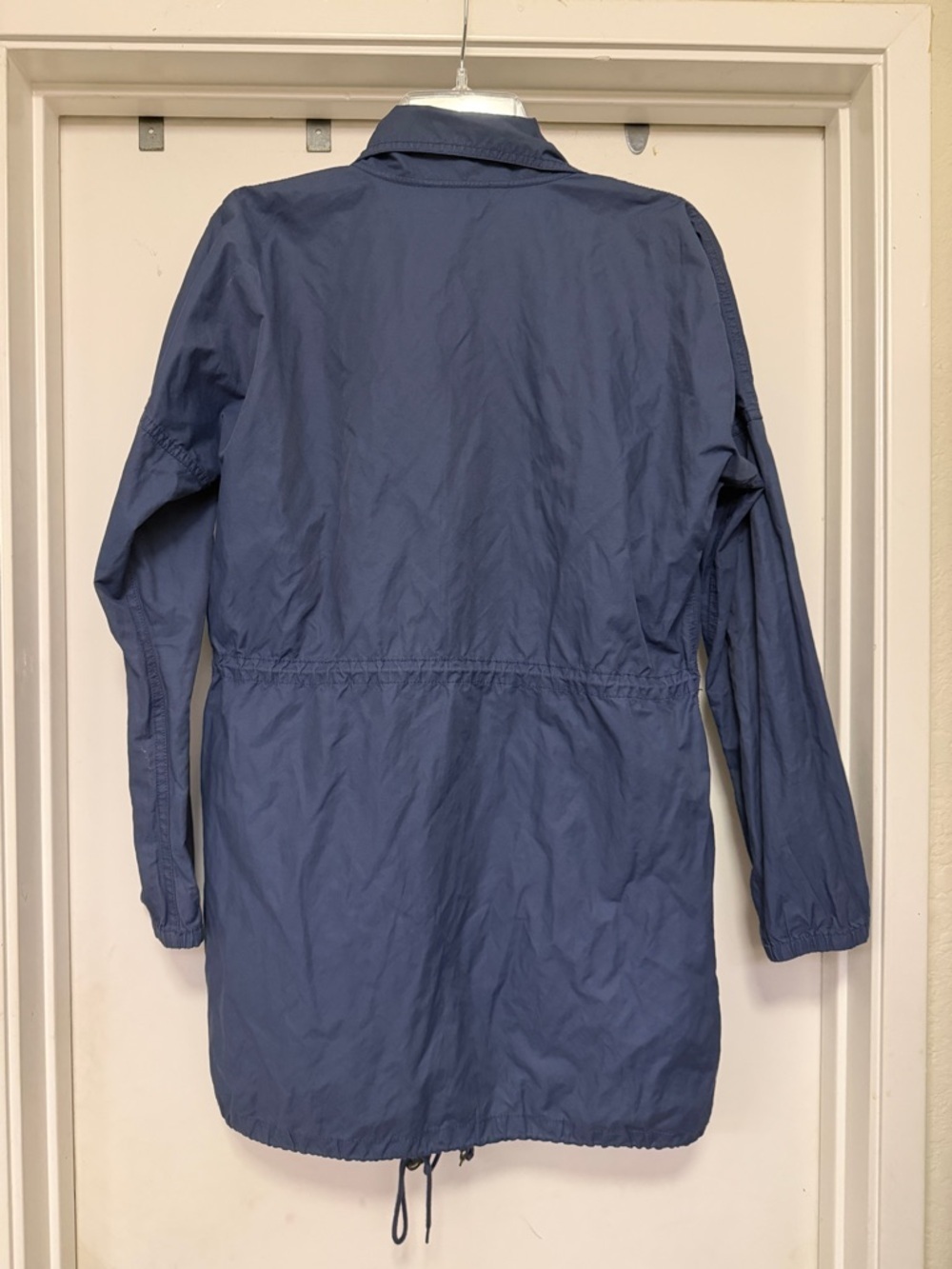 Tommy Bahama navy blue rain/trench coat - size S - Picture 3 of 9